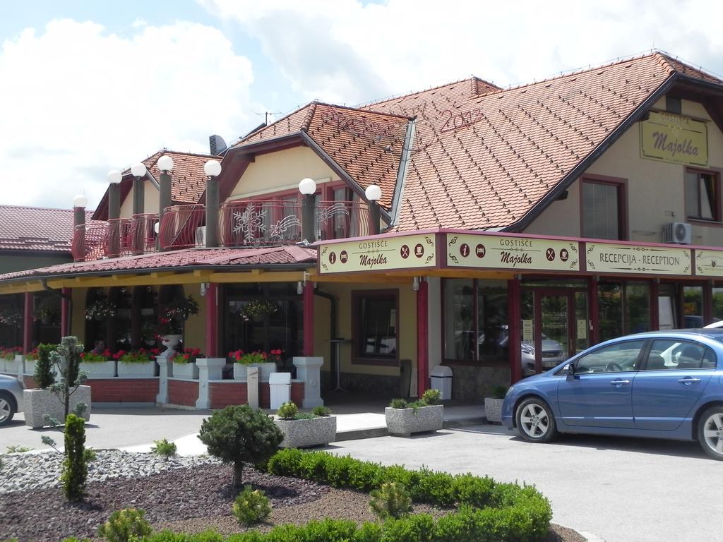 Motel Majolka Ptuj Eksteriør bilde